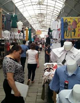 Sadrak Bazar Baku Elmar 